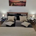 Casa Comoda E In Quartiere Storico Di *