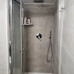 Nyaraló Casa Comoda E In Quartiere Storico Di Nápoly