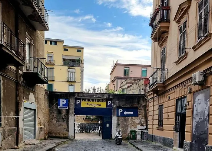 Casa Comoda E In Quartiere Storico Di * Napoli