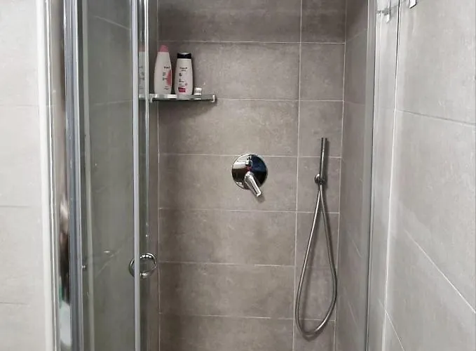 Feriehus Casa Comoda E In Quartiere Storico Di Napoli