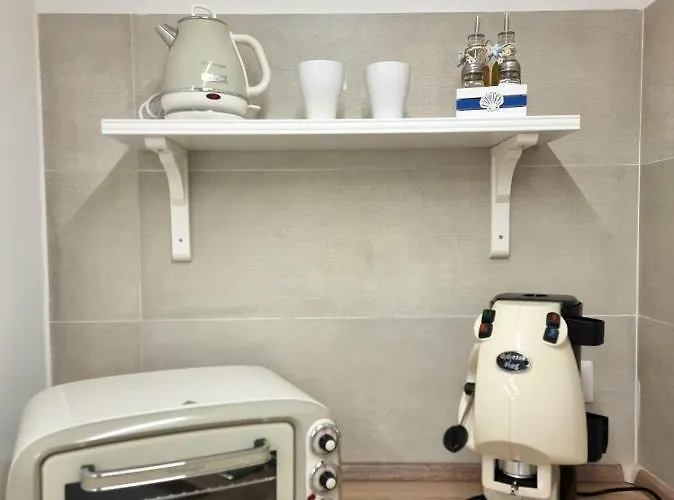 Feriehus Casa Comoda E In Quartiere Storico Di Napoli
