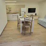 Casa de Férias Casa Comoda E In Quartiere Storico Di *