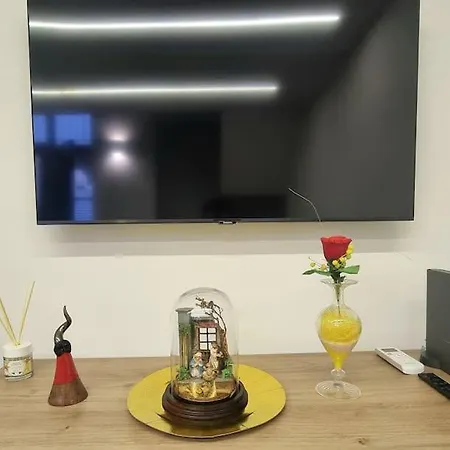 Casa Comoda E In Quartiere Storico Di Hébergement de vacances Naples