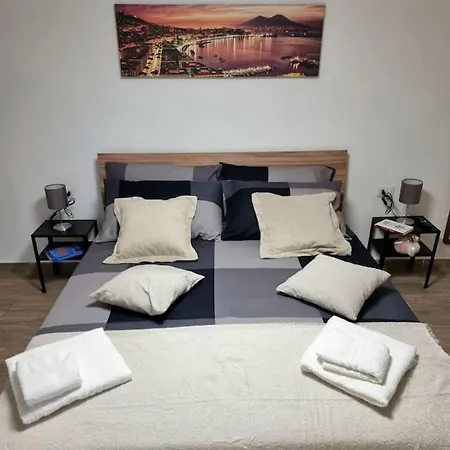 Hébergement de vacances Casa Comoda E In Quartiere Storico Di