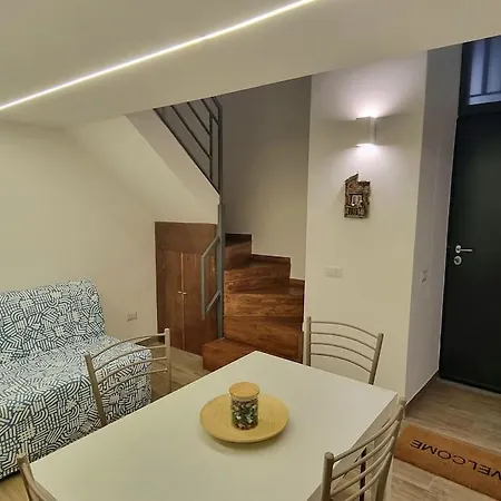 Hébergement de vacances Casa Comoda E In Quartiere Storico Di *