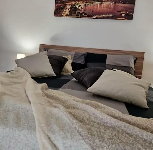 Casa Comoda E In Quartiere Storico Di *