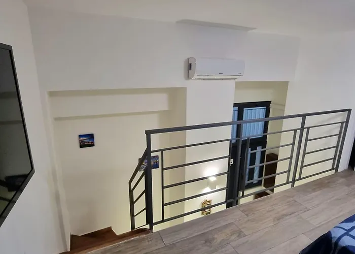 Casa Comoda E In Quartiere Storico Di * نابولي